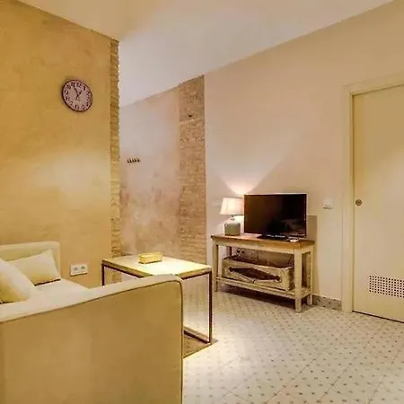Pureza Triana 88 Sevilla